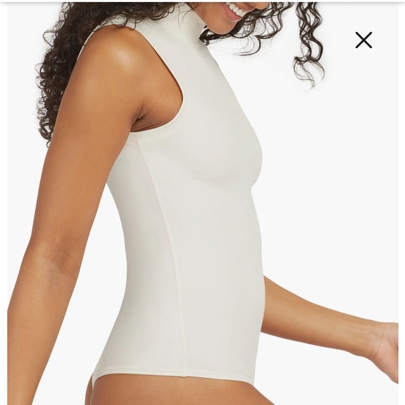 SPANX Suit Yourself Ribbed Mock Neck Sleeveless Bodysuit Parchment NEW - Picture 4 of 6